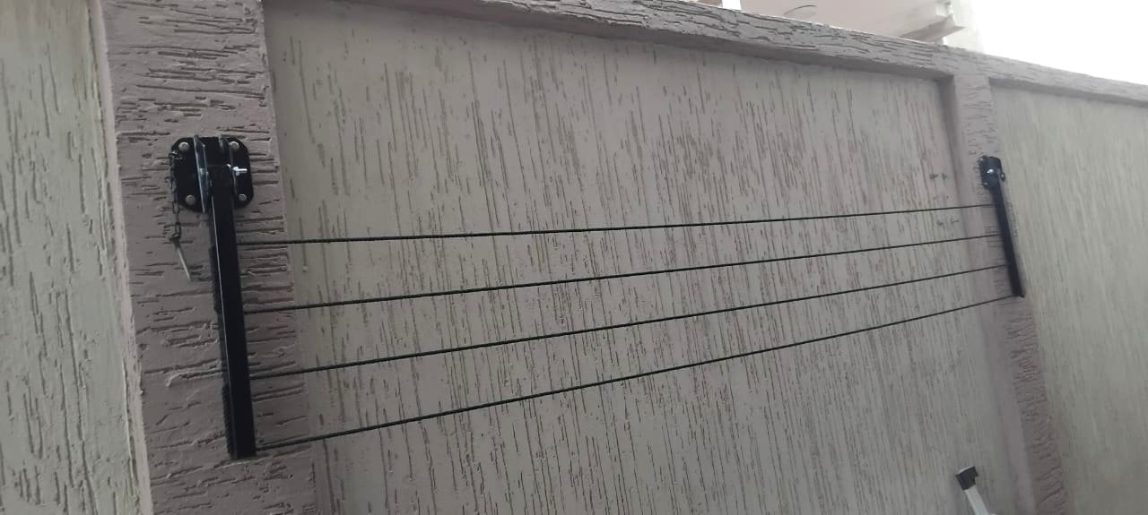 Downward-folding drying line — 4 lines, 2 poles