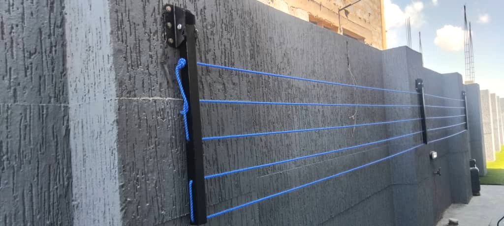 Downward-folding drying line — 5 lines, 3 poles